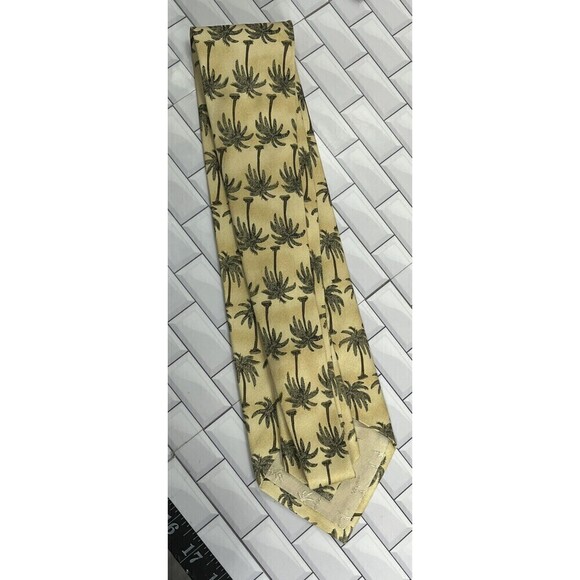 Tommy Bahama Men’s Classic 100% Silk Neck Tie Blue Palm Trees Print 57 X 4 - Picture 4 of 8